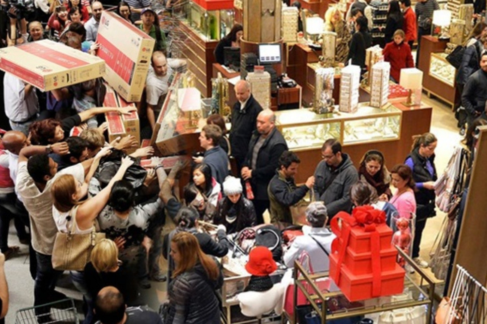 Black Friday’in Türkiye dönüşümü: Tek bir gün olan Kara Cuma nasıl bir aya yayıldı?