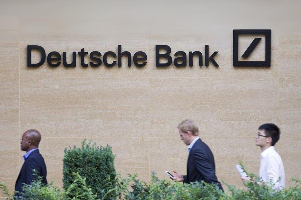 Deutsche Bank kemeri yöneticilere sıktırdı: 111 kişiyle yollar ayrıldı