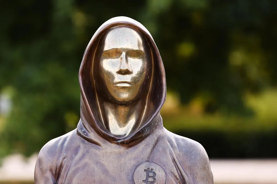 Satoshi Nakamoto'nun Bitcoin Hazinesi 106 Milyar Dolar