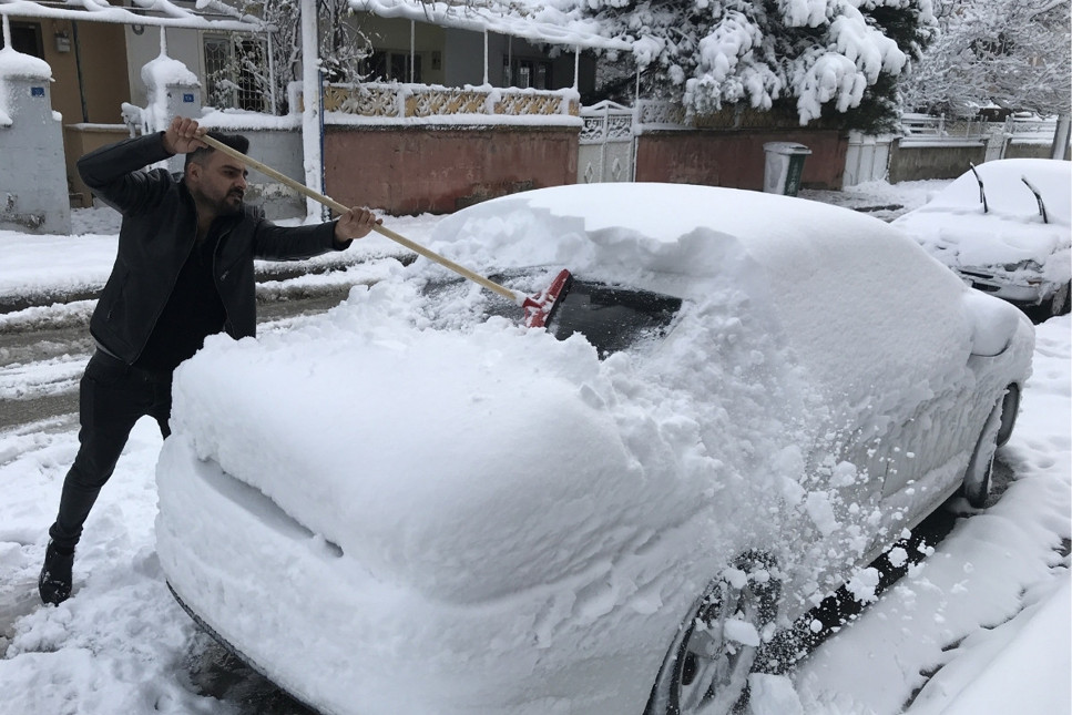 Doğu haftaya karla başladı: Erzurum, Tunceli ve Erzincan’dan kar manzaraları