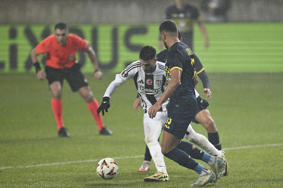 Beşiktaş fırsatları değerlendiremedi: Maccabi Tel Aviv’e 3-1 mağlup oldu