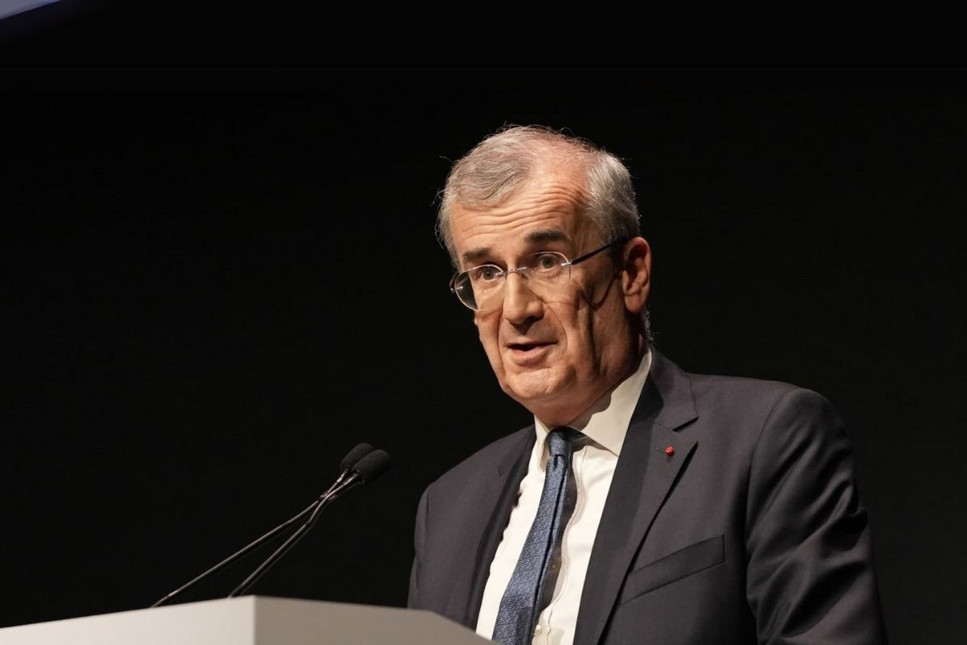 Avrupa Merkez Bankası Üyesi Villeroy'dan faiz mesajı: Daha büyük indirimi için kapıyı açık tutulmalı