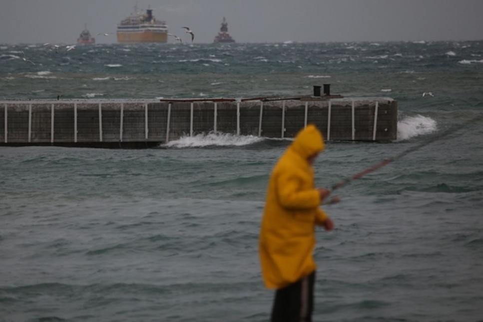 Meteorolojiden Marmara ve Ege denizleri için fırtına uyarısı