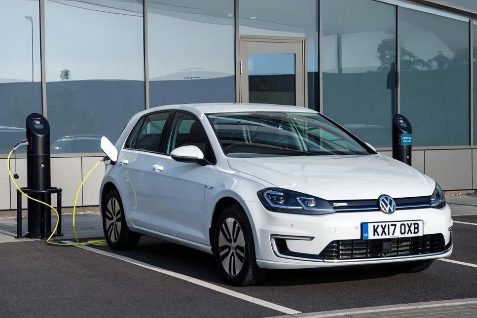 Volkswagen dokuzuncu nesil Golf’ü 2029’da piyasaya sürecek 