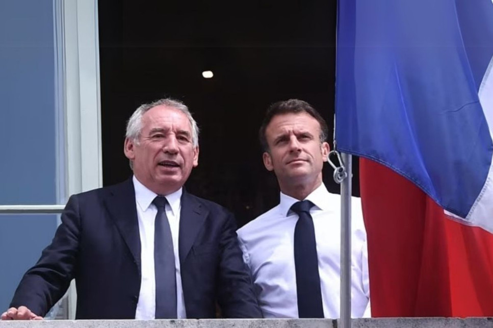 Macron, Fransa'da merkez partisi lideri François Bayrou’yu başbakan olarak atadı