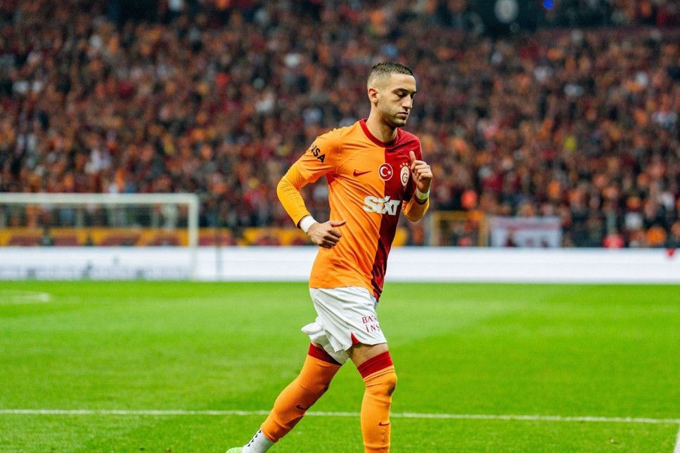 Hakim Ziyech, Fransız Rennes kulübü ile görüşmeye başladı