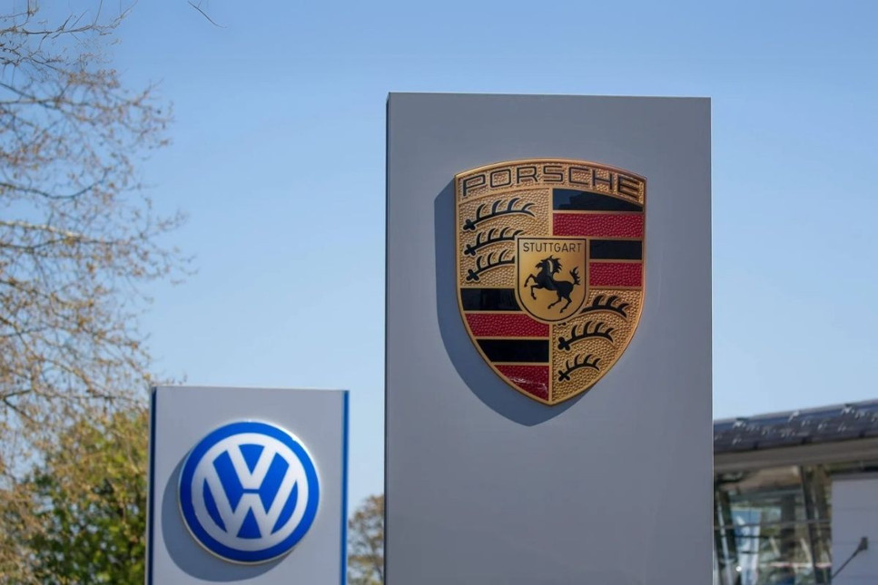 Porsche, Volkswagen'deki hisselerini 21 milyar dolara düşürmeye karar verdi