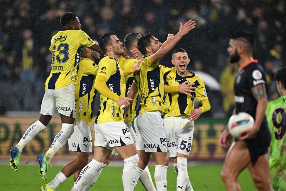 Fenerbahçe 2 maç sonra kazandı, Başakşehir'i 3-1 mağlup etti