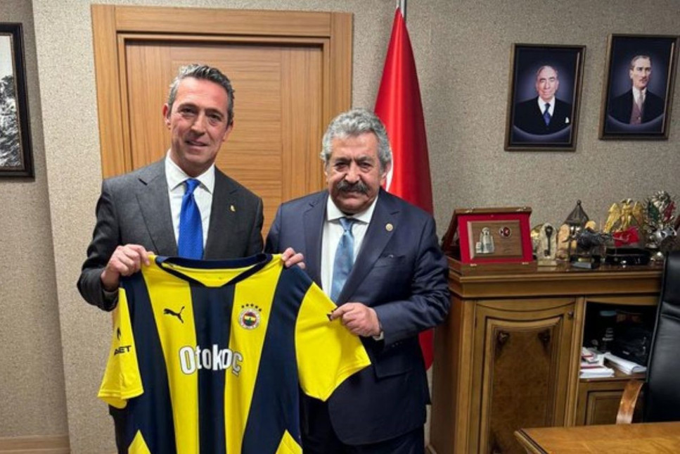 Fenerbahçe Başkanı Ali Koç'tan MHP Genel Merkezi'ne ziyaret