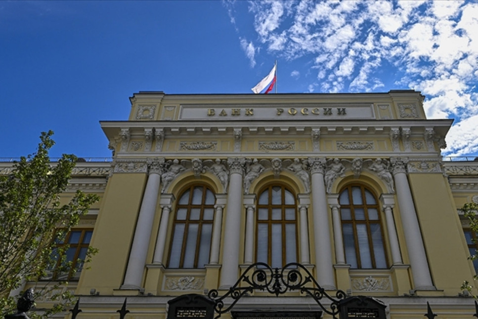 Rusya Merkez Bankası faize dokunmama kararı aldı