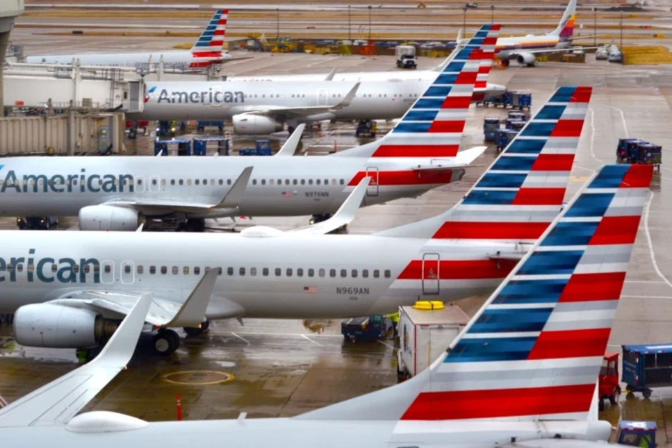 American Airlines için kara Salı: Uçaklar yukarı, hisseler aşağıya