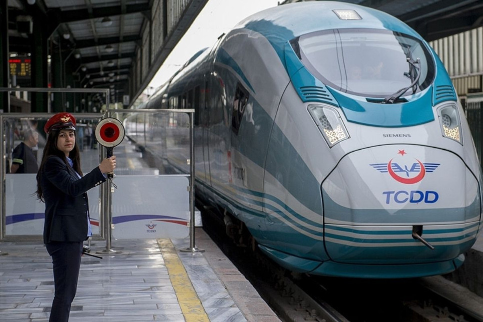 Hızlı tren hat uzunluğu 2027'de yüzde 83 artışla 4 bin 122 kilometreye ulaşacak