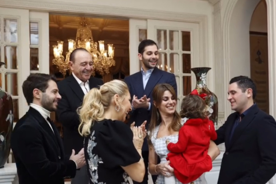 Arzu Sabancı, aile yemeğinin karelerini paylaştı