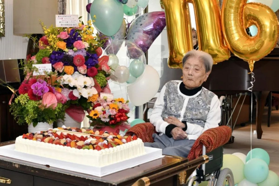 Dünyanın en yaşlı insanı Tomiko Itooka 116 yaşında Japonya’da hayatını kaybetti 