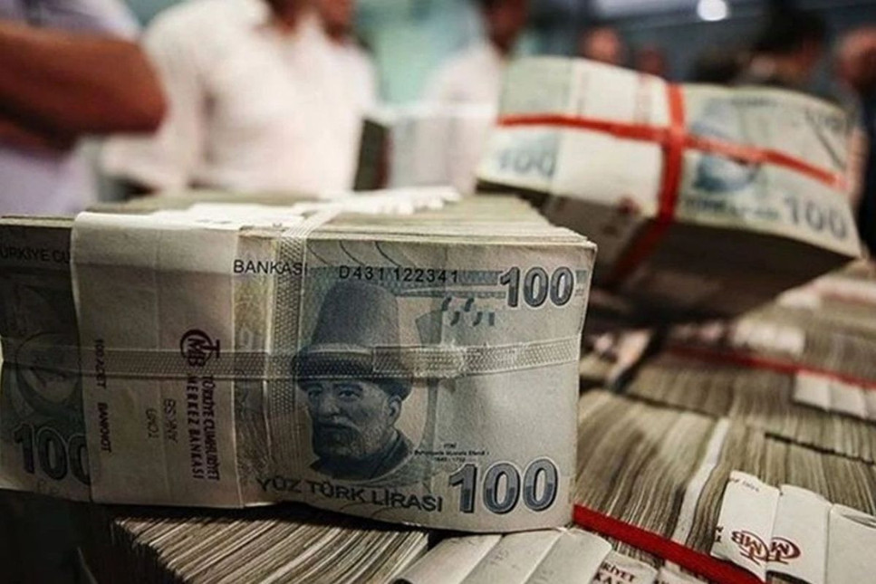 Hazine geçen ay 324 milyar lira açık verdi