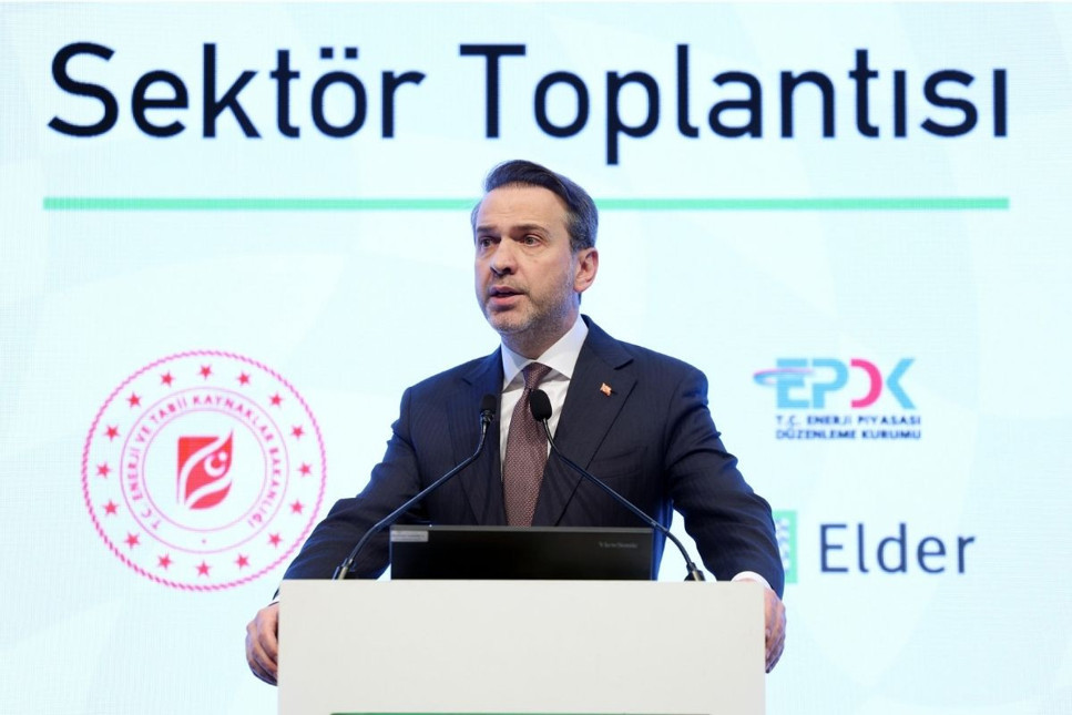 Bakan Bayraktar: 2025'te elektrik dağıtımda cesur ve ezber bozacak kararlar alınacak