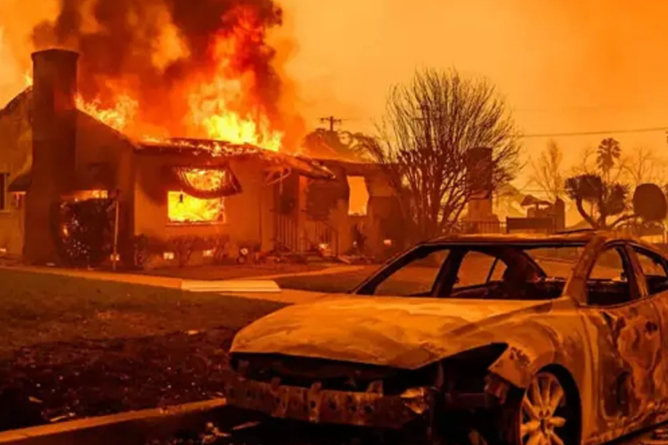 Los Angeles’i günlerdir cehenneme çeviren yangınla ilgili yardım kampanyaları başladı, milyarderler kampanyalara büyük bağışlar yapıyor