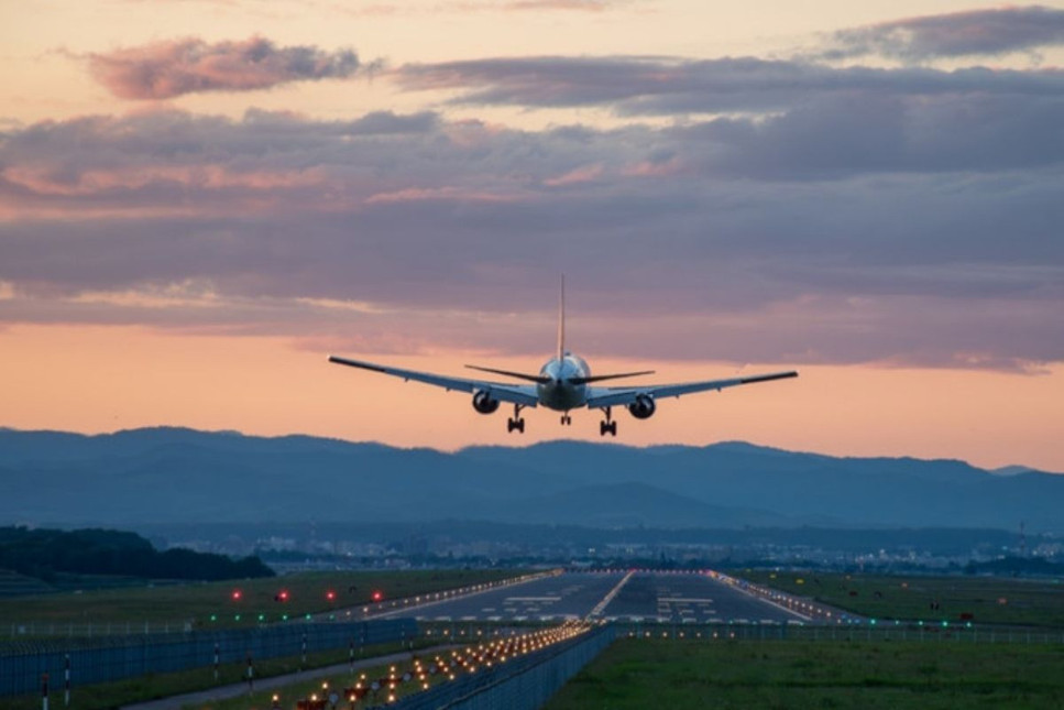 Slovakya uçağı Rusya'ya yola çıktı, Polonya hava sahasını kapattı