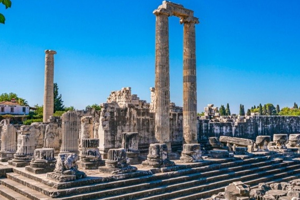 Antik kentler yılın 4 mevsiminde de turizm rotalarının başrolünde