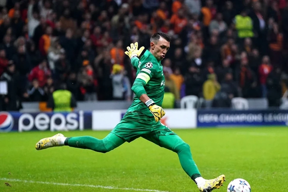 Sarı kırmızılıların kaptanı Fernando Muslera bir rekoru daha kırdı