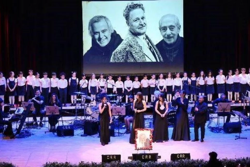 Nâzım Hikmet şiirlerle, şarkılarla ve danslarla 'Nâzım 123 Yaşında: Ne Güzel Şey Hatırlamak Seni' adlı gecede anıldı