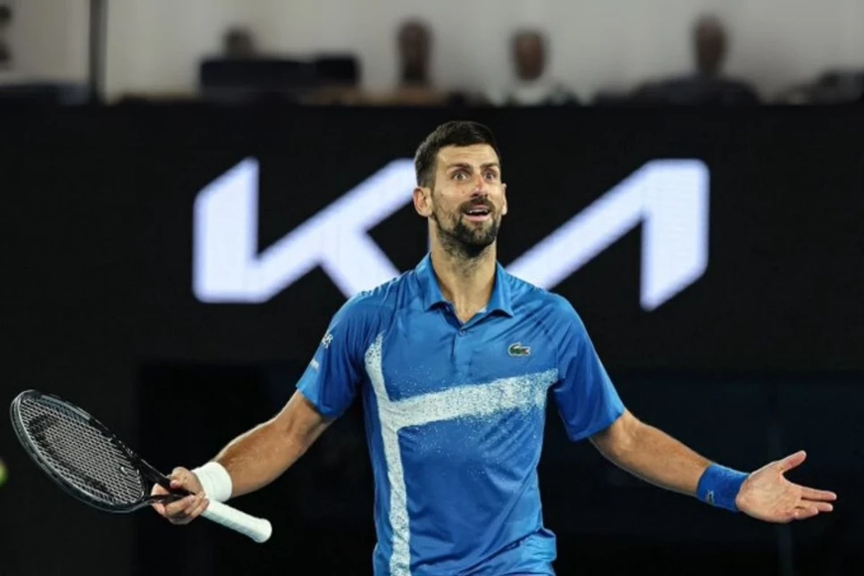 Avustralya Açık'ta Alcaraz'ı yenen Djokovic, yarı finale çıktı