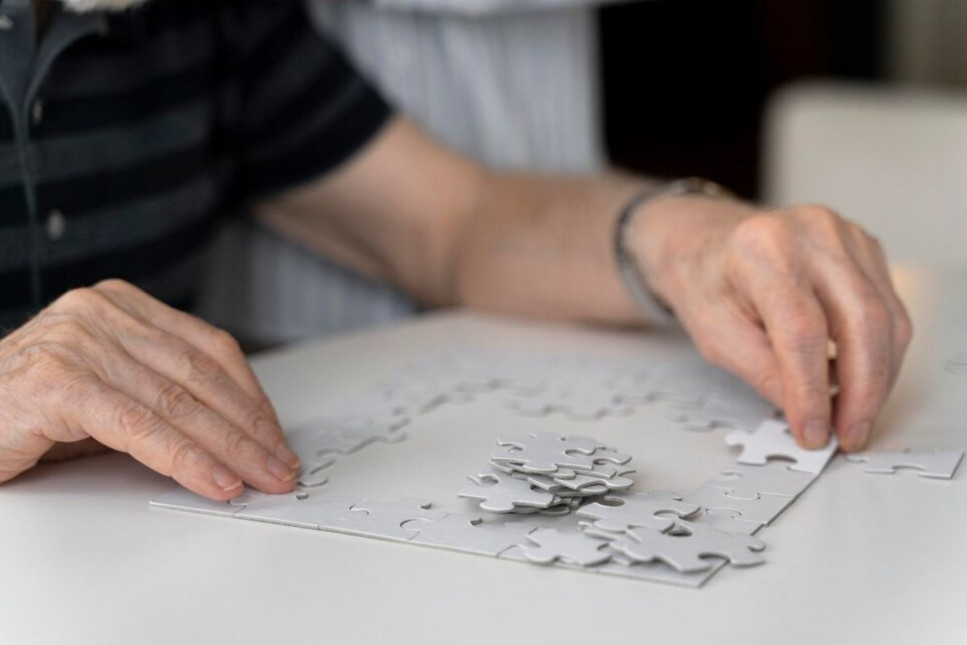 Türk bilim insanı alzheimer ve parkinson tedavisinde 50 yıldır kullanılan ilacın iyileştirici etkisini kanıtladı