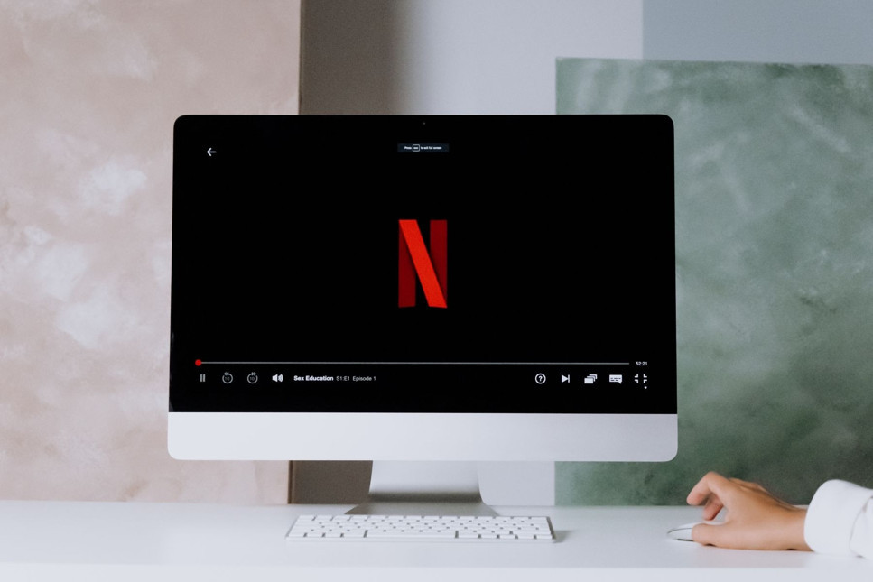 Netflix 19 milyon yeni abone kazandı, bazı ülkelerde fiyat artışına gidiyor