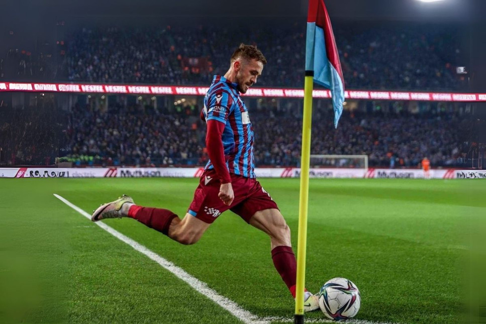 Trabzonspor, Edin Visca'nın sözleşmesini 2 yıl uzattı