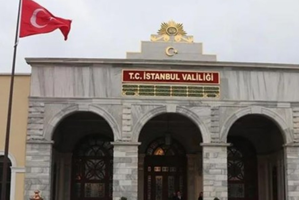 Valilikten kamu kurumlarına, cuma namazı genelgesi gönderildi