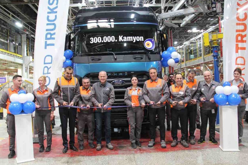 Ford Trucks, 300 bininci kamyonunu Eskişehir'deki fabrikasında hattan indirdi