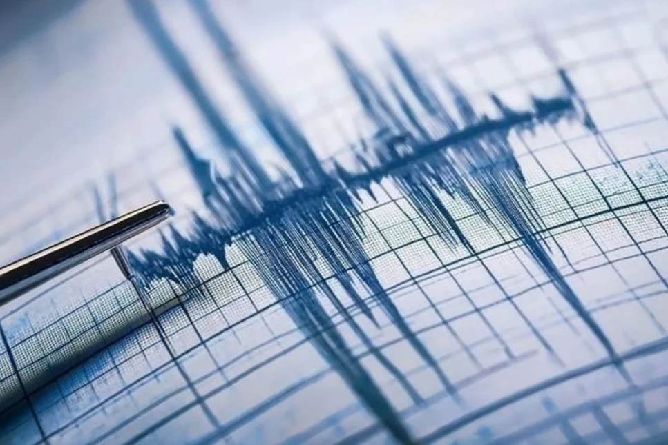 Ege Denizi'nde yaklaşık 2 saatte 5.0'in üzerinde iki deprem meydana geldi