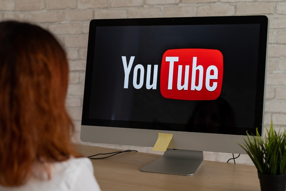 Sosyal medya platformu YouTube 20'nci yılını kutluyor