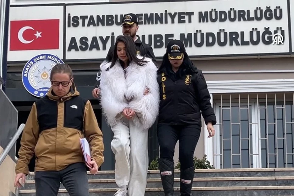 Merve Taşkın mahkemeyi podyuma, gözaltını defileye çevirdi