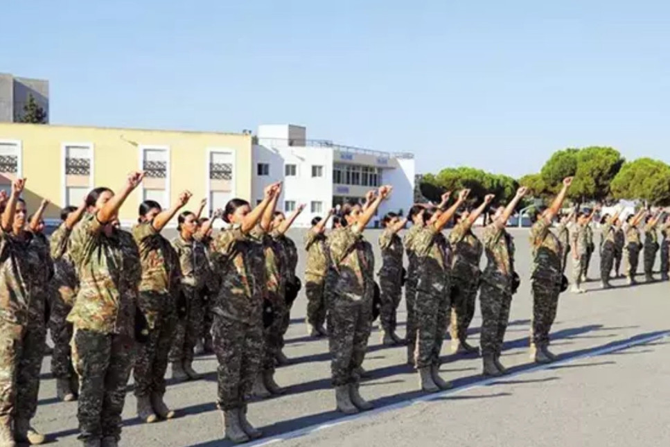 Asker sıkıntısı yaşayan Kıbrıs Rum Yönetimi kızları askere almaya hazırlanıyor