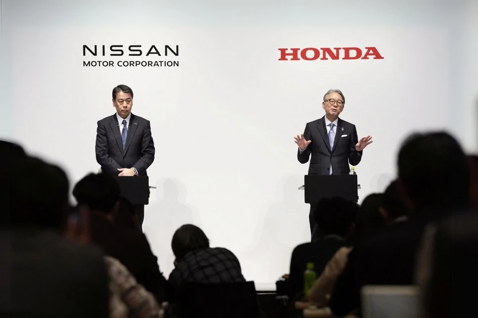 Honda, Nissan CEO'su Uchida ayrılırsa devralma görüşmelerini yeniden canlandıracak