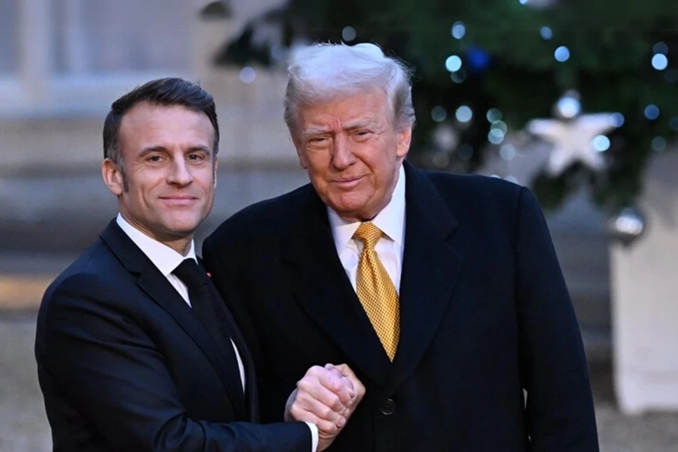 Fransa Cumhurbaşkanı Macron, Donald Trump'a seslendi: Putin'e karşı zayıf olamazsın, bu senin kumaşın değil