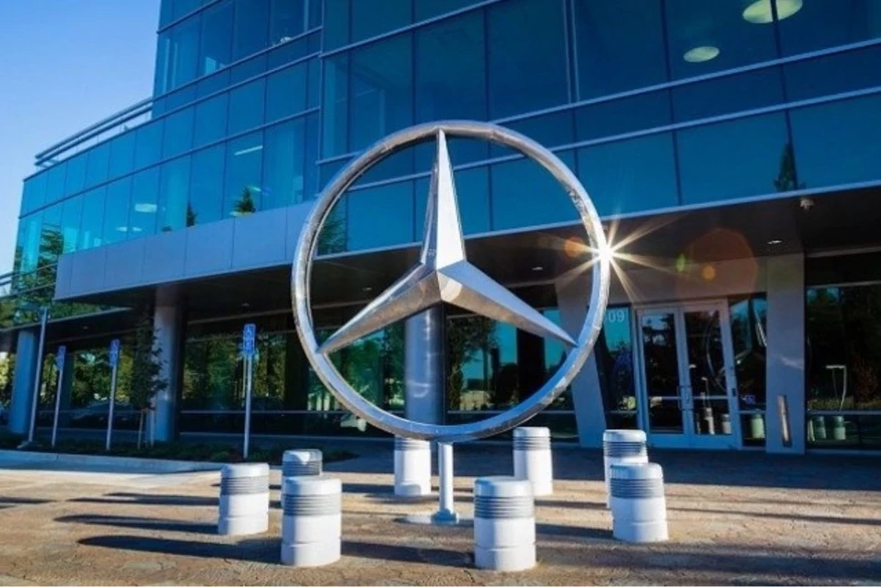 Mercedes-Benz, kazançlarının yüzde 40,5 düşmesi sonrası yeni stratejiye geçiyor