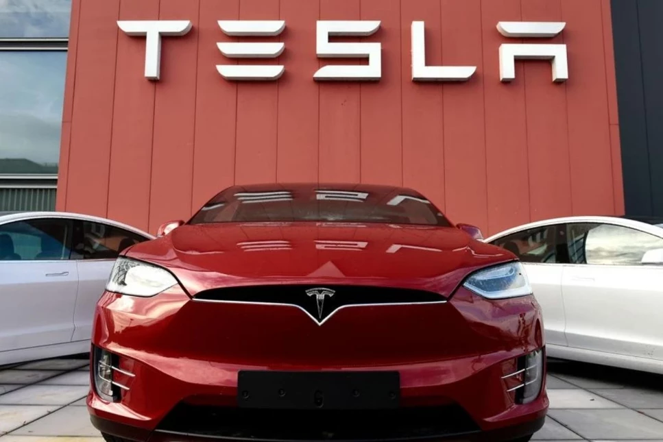 Musk'ın aşırı sağa desteği Almanya'da pahalıya patladı, Tesla'nın satışları yıllık yüzde 76,3 geriledi