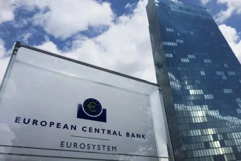 Avrupa Merkez Bankası (ECB), piyasa beklentileri doğrultusunda üç temel politika faizini 25 baz puan düşürdü