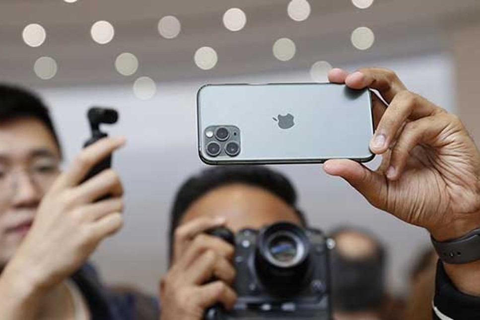 Apple tamamen camdan oluşacak iPhone için patent aldı