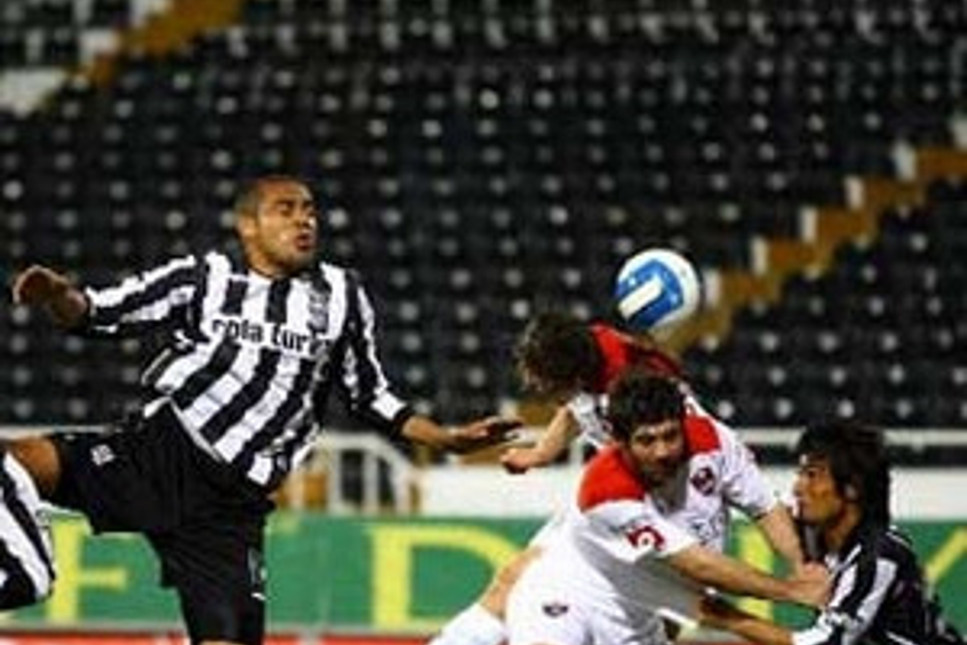 Beşiktaş, Oftaş'a boyun eğdi