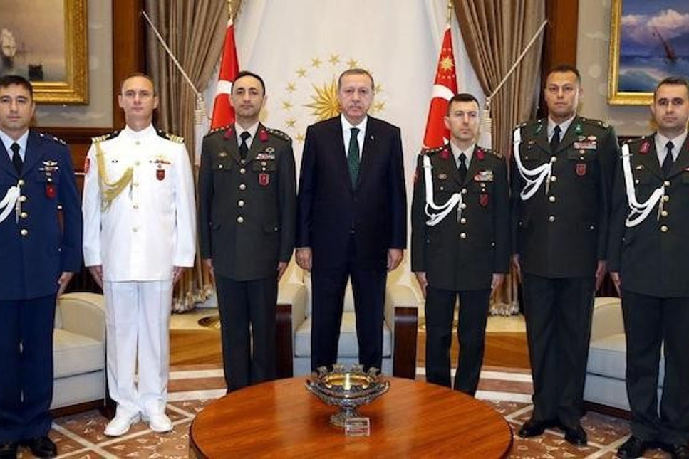 15 Temmuz'da Erdoğan'ın yerini söyleyen 3 yaver tahliye edildi