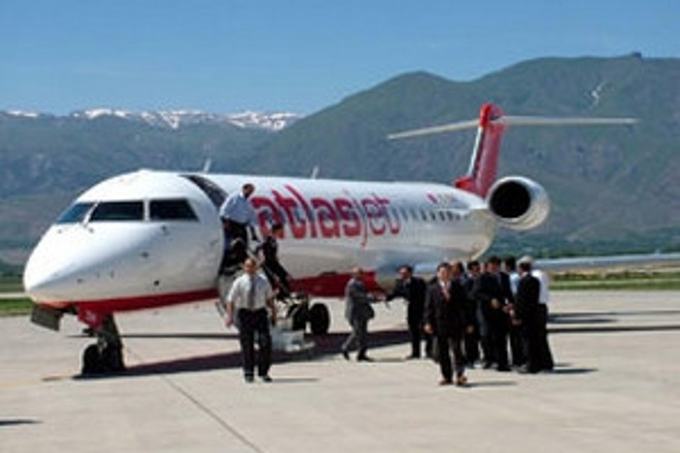Atlasjet, Konya ve Kars'a da uçacak