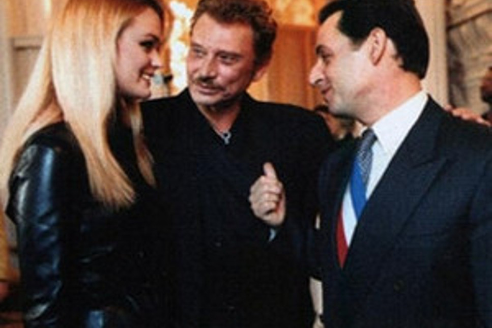 Herkes Türkiye karşıtı Sarkozy'nin karısını konuşuyor