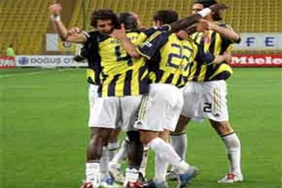 Fenerbahçe seyircisiz de yendi