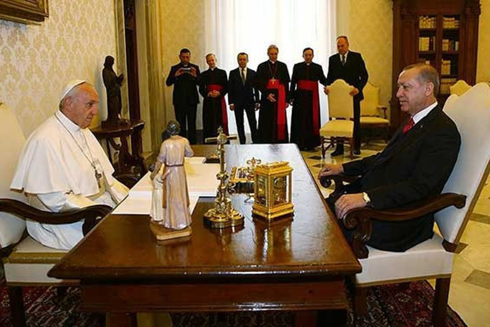 Vatikan'dan, "Erdoğan Papa ile görüşmek için bağış yaptı" iddiasına açıklama