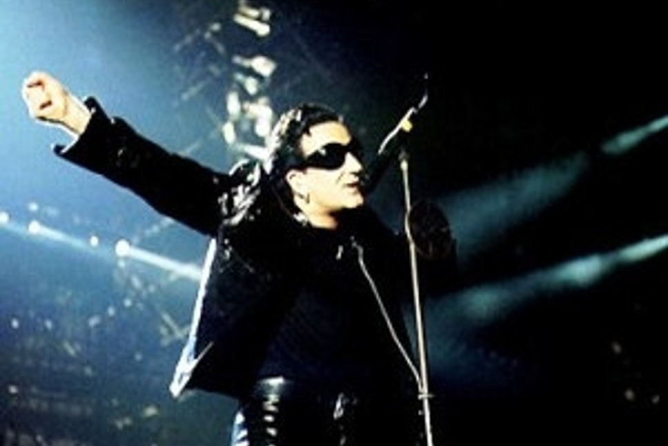 U2'nun solisti Bono taburcu edildi 