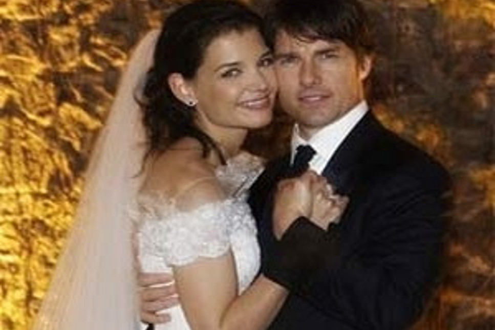 Eşi, Tom Cruise'u David Beckham'la yatakta bastı iddiası
