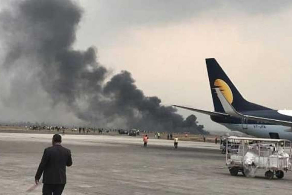 78 yolcu taşıyan uçak düştü....